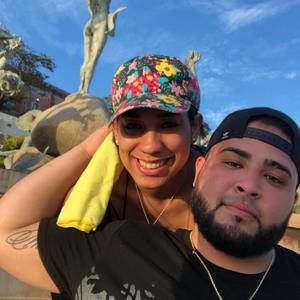 Meet your Posher, Kevin y.